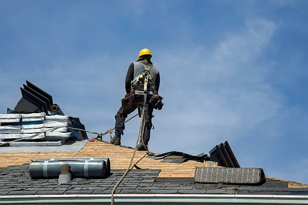 Professional Gutter Installation technician working in Mc Henry, KY